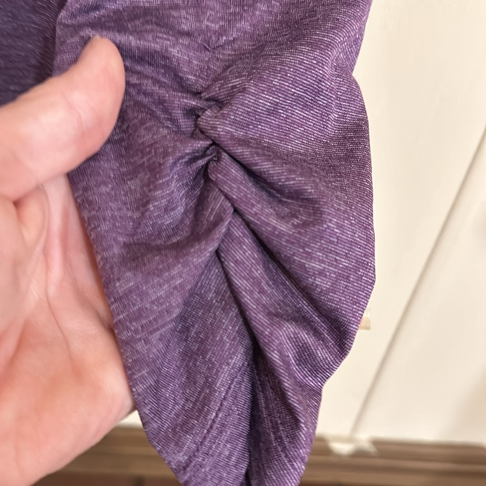 NWOT GAIAM Yoga shirt - Picture 4 of 7